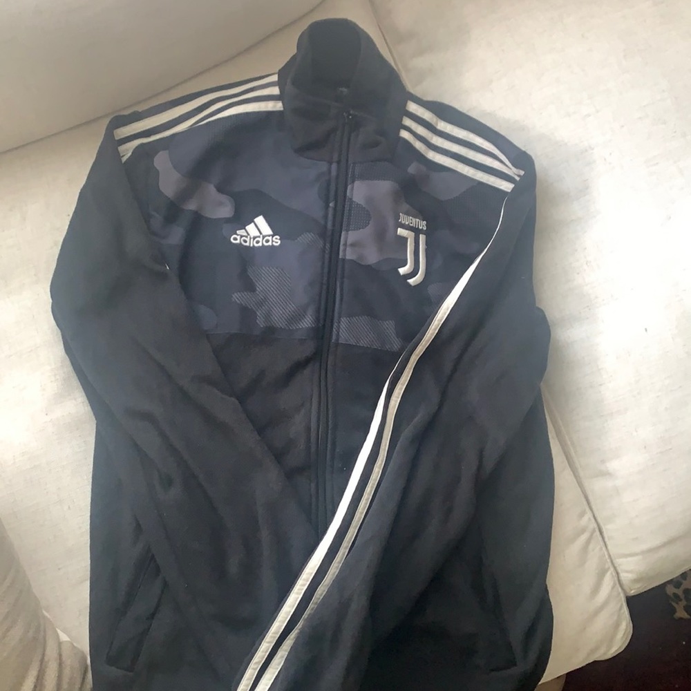 Adidas Juventus fleece jacket